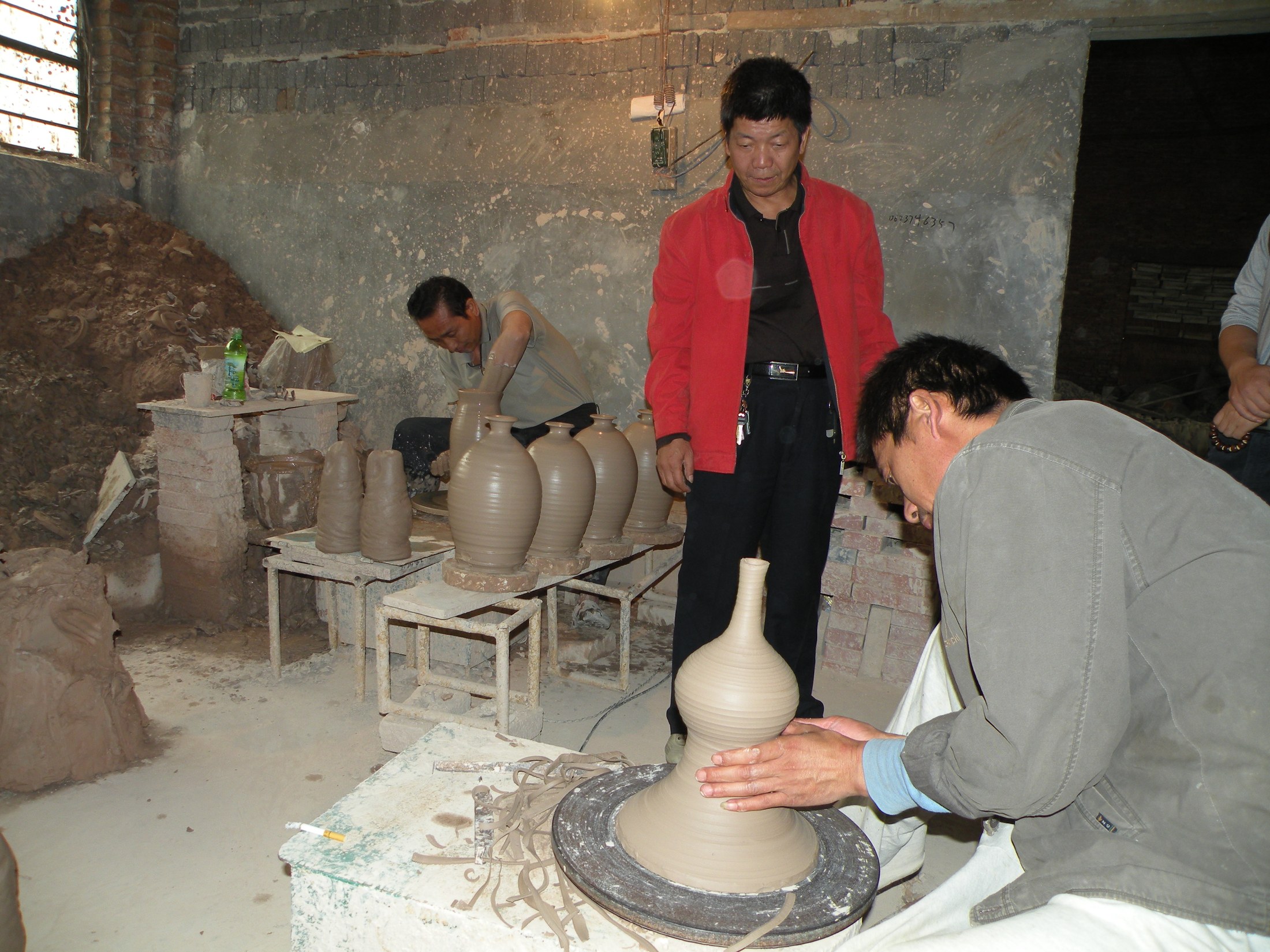 轮上修坯